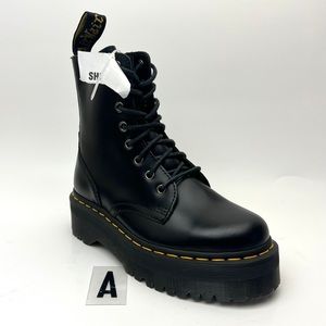 DR. MARTENS Jadon' Boot sz 5